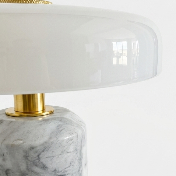 Lumière Rouge - Marble Lamp